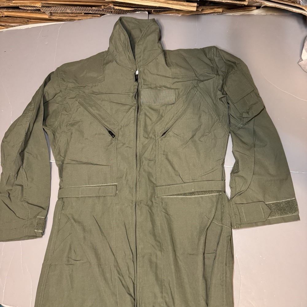 Coveralls Mens Flyers Summer Fire Resistant CWU-27P Size 42S 42 S Green Military